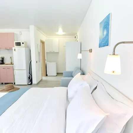 Kida's In Nord10-pool-playground Apartman Mamaia