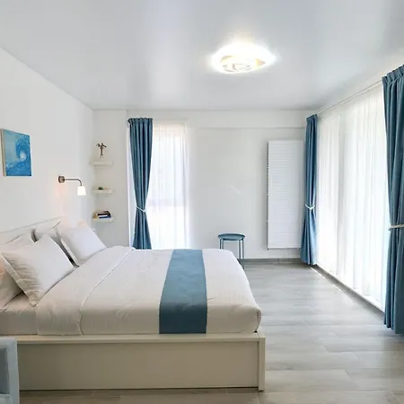 Kida's In Nord10-pool-playground Apartman Mamaia