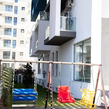 Apartment Kida's In Nord10-pool-playground