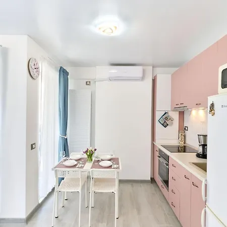 Kida's In Nord10-pool-playground Apartment *